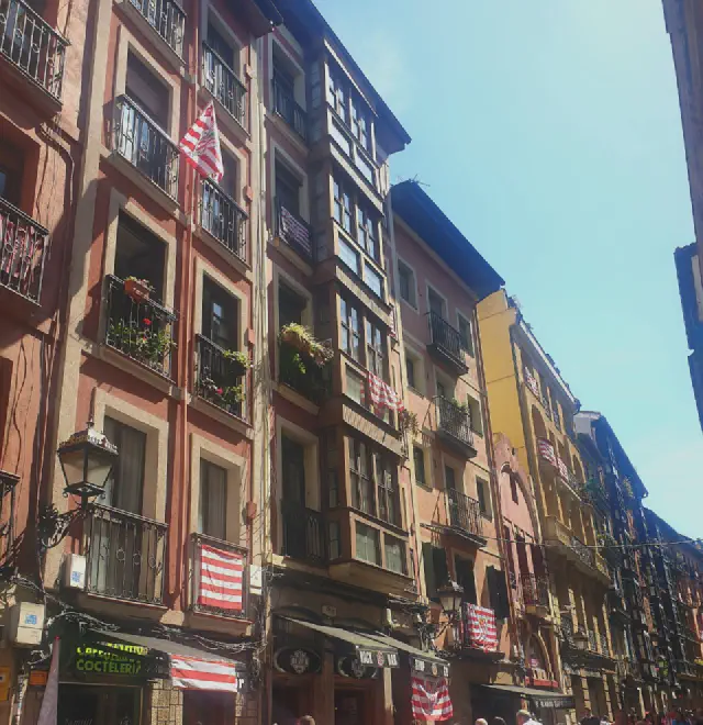 Oude centrum van Bilbao (Casco Viejo) Oude centrum van Bilbao (Casco Viejo)
