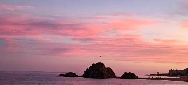 Foto van Sa Palomera tijdens mooi roze licht
