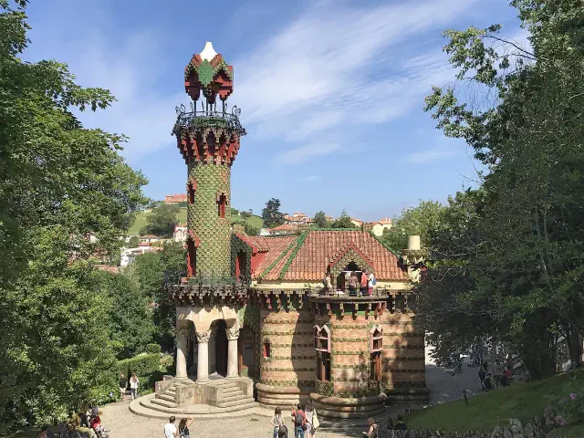 El Capricho van Gaudi in Comillas El Capricho van Gaudi in Comillas