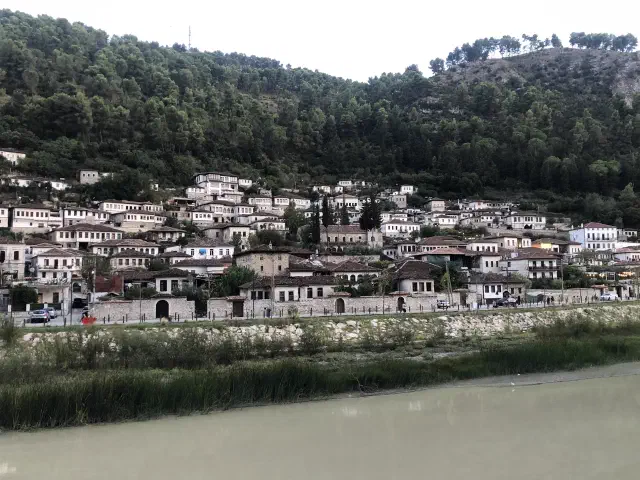 Foto van de iconische wijk Albaicin in Granada