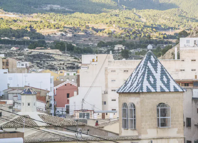 Foto van het dak van Iglesia de la Asuncion in Jijona Foto van het dak van Iglesia de la Asuncion in Jijona