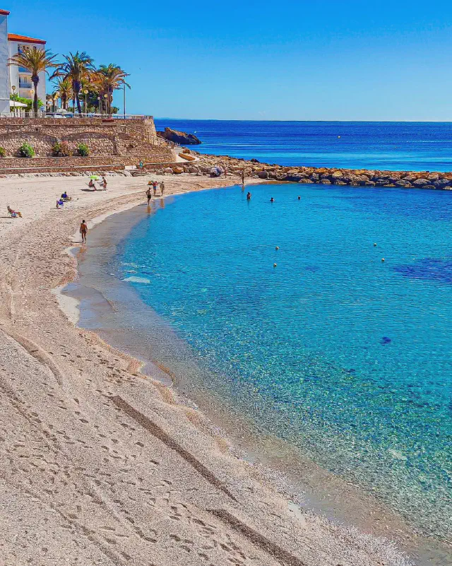 Foto van Playa d'Alguer in L'ametlla de Mar Foto van Playa d'Alguer in L'ametlla de Mar