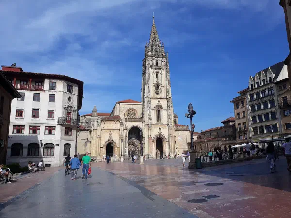 Oviedo - Ontdek de top 10 Oviedo bezienswaardigheden