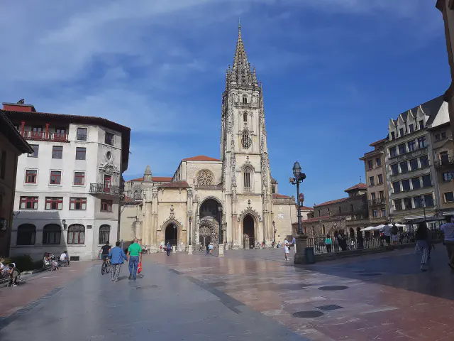 header afbeelding van Oviedo in Spanje