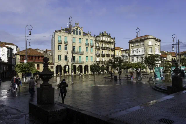De Praza da Ferreria, het arcadeplein in het centrum van Pontevedra De Praza da Ferreria, het arcadeplein in het centrum van Pontevedra