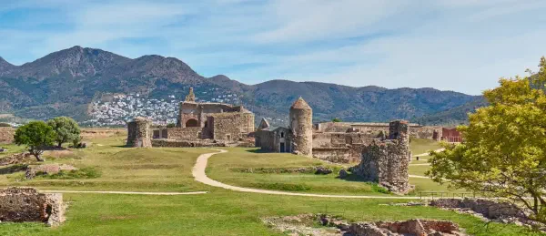 Roses - Ontdek de Top 10 Bezienswaardigheden aan de Costa Brava