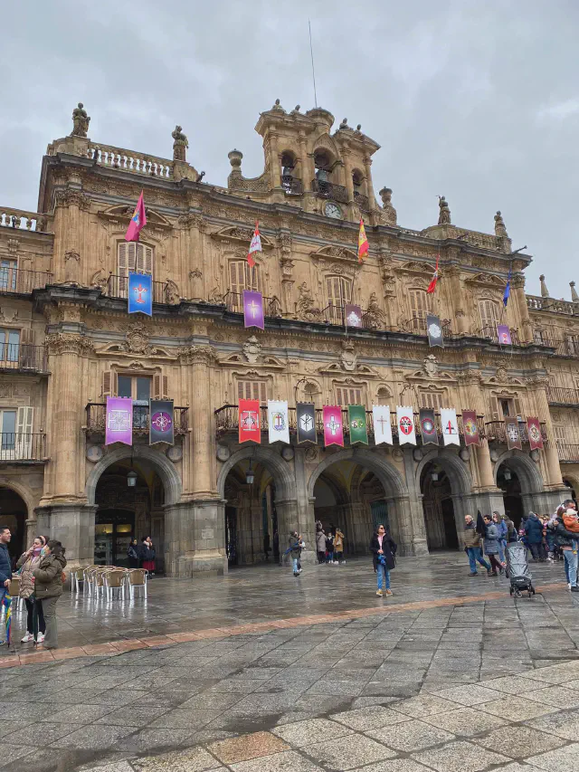 Foto van het hoofdgebouw op het Plaza Mayor in Salamanca