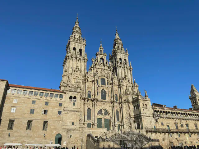 De monumentale kathedraal van Santiago de Compostela, eindpunt van de Camino