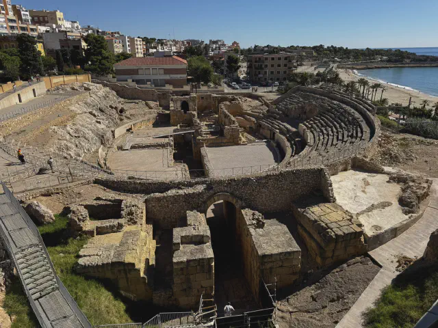 Ruine van het oude Romeinse theater in Tarragona Ruine van het oude Romeinse theater in Tarragona